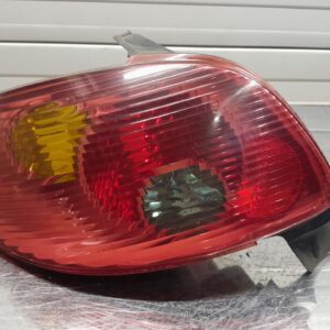 Peugeot 206 Lampa tylna lewa lift RRC4903