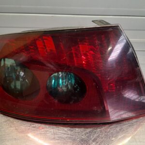 Peugeot 407 SEDAN Lampa tylna lewa