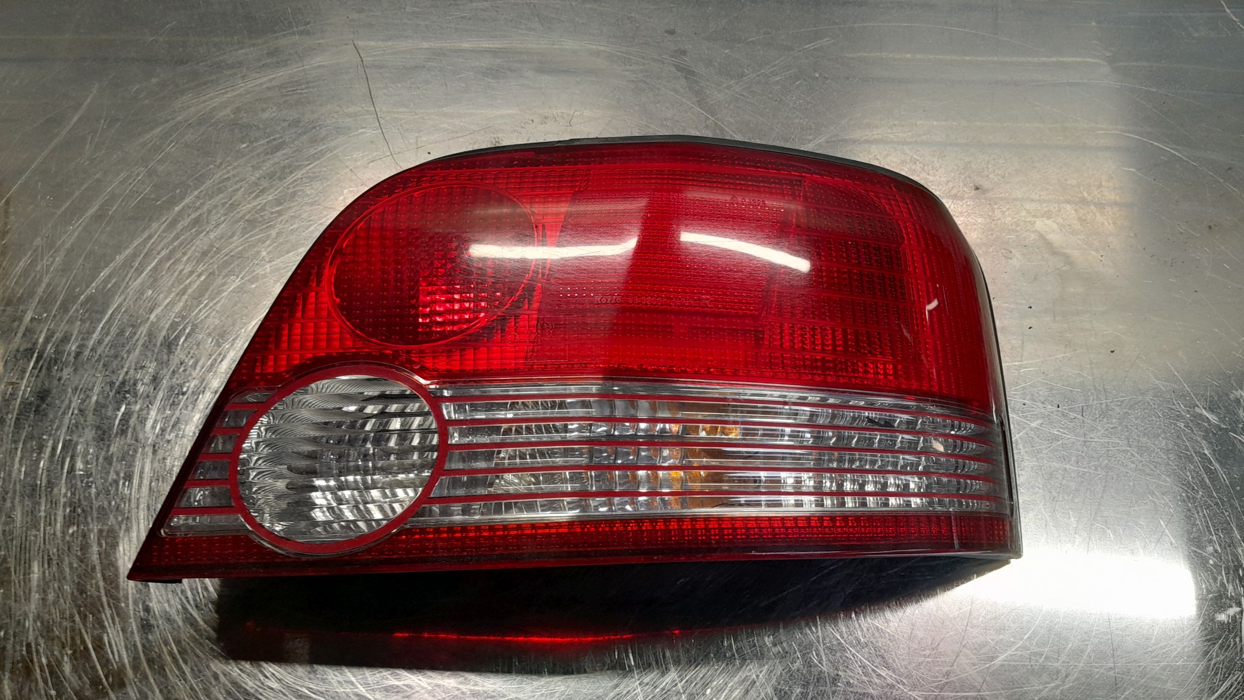 Prawa lampa tył tylna Mitsubishi Galant VIII