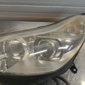 Citroen C5 lift Lampa przednia lewa xenon 89901090